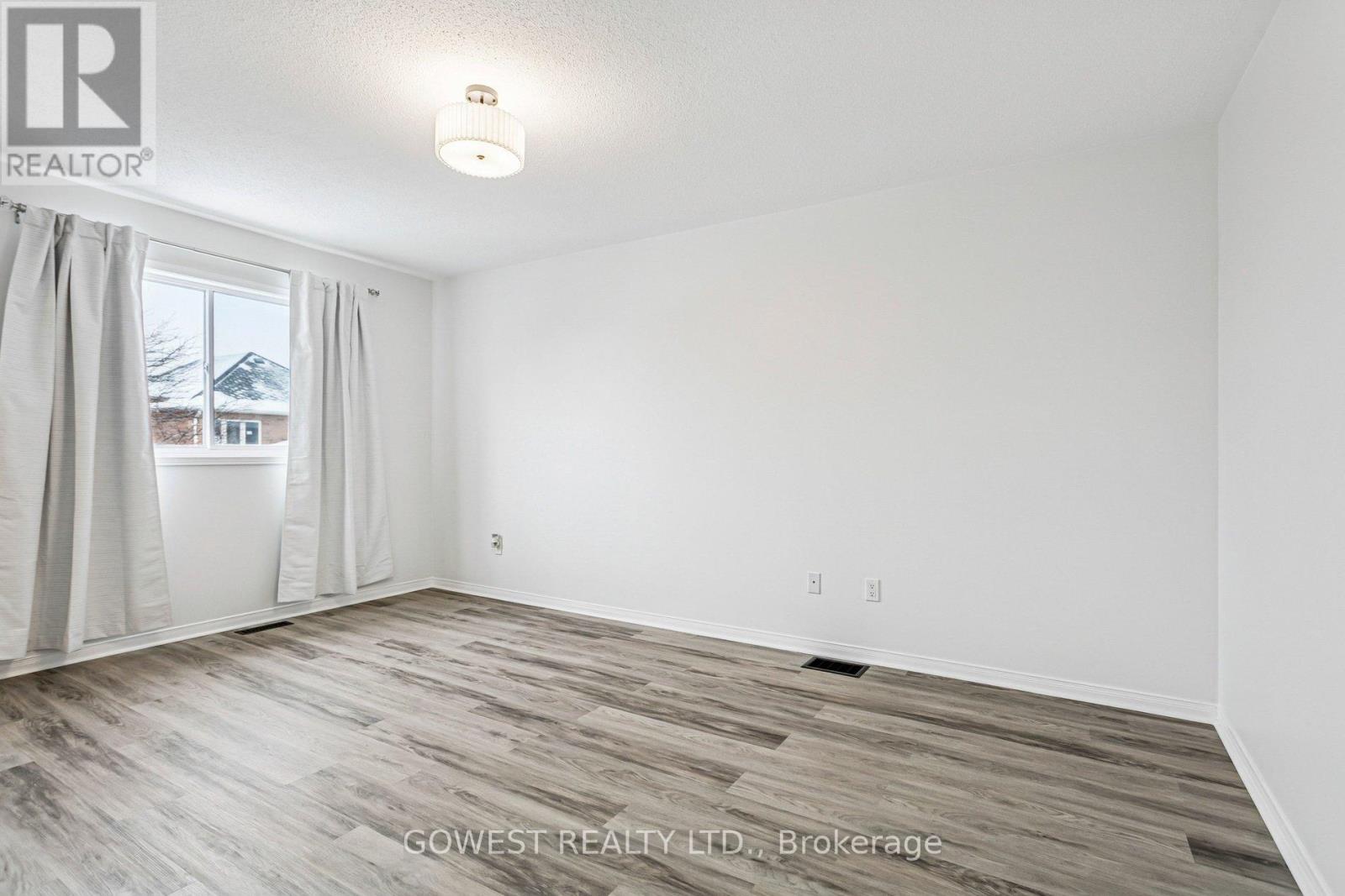 #14 3150 ERIN CENTRE BOULEVARD - 29