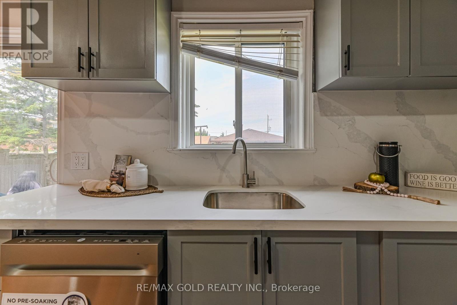 3 MYRTLE AVENUE S - Image 14