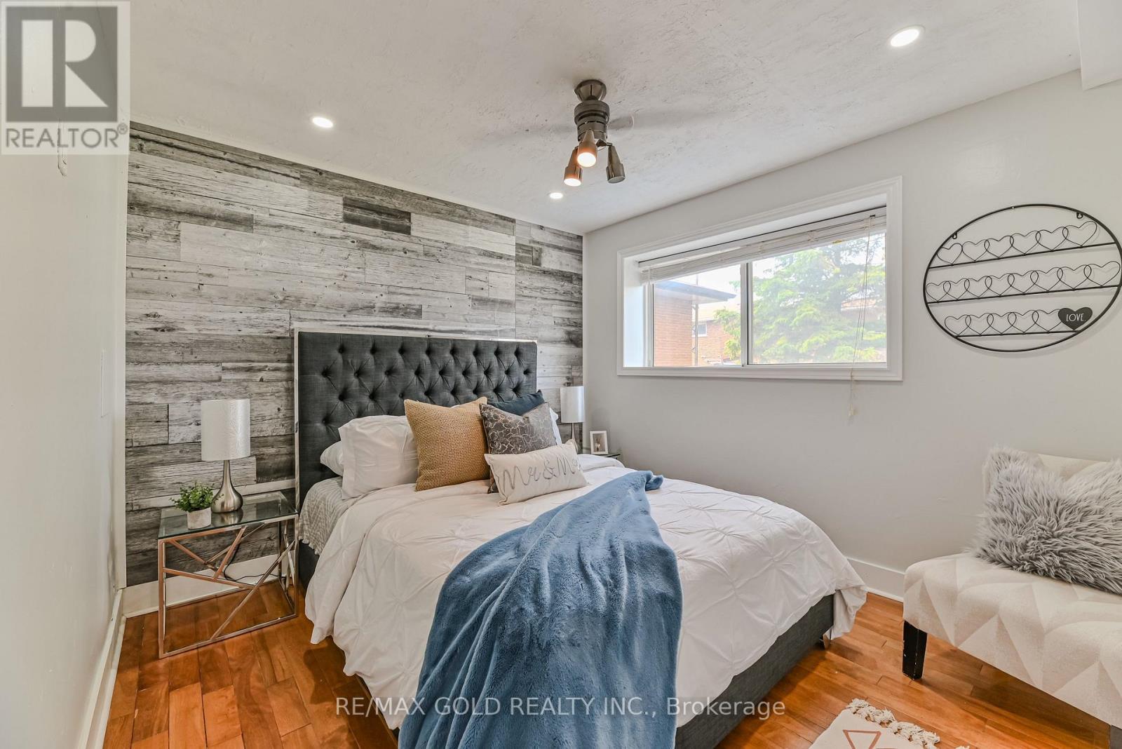 3 MYRTLE AVENUE S - 18