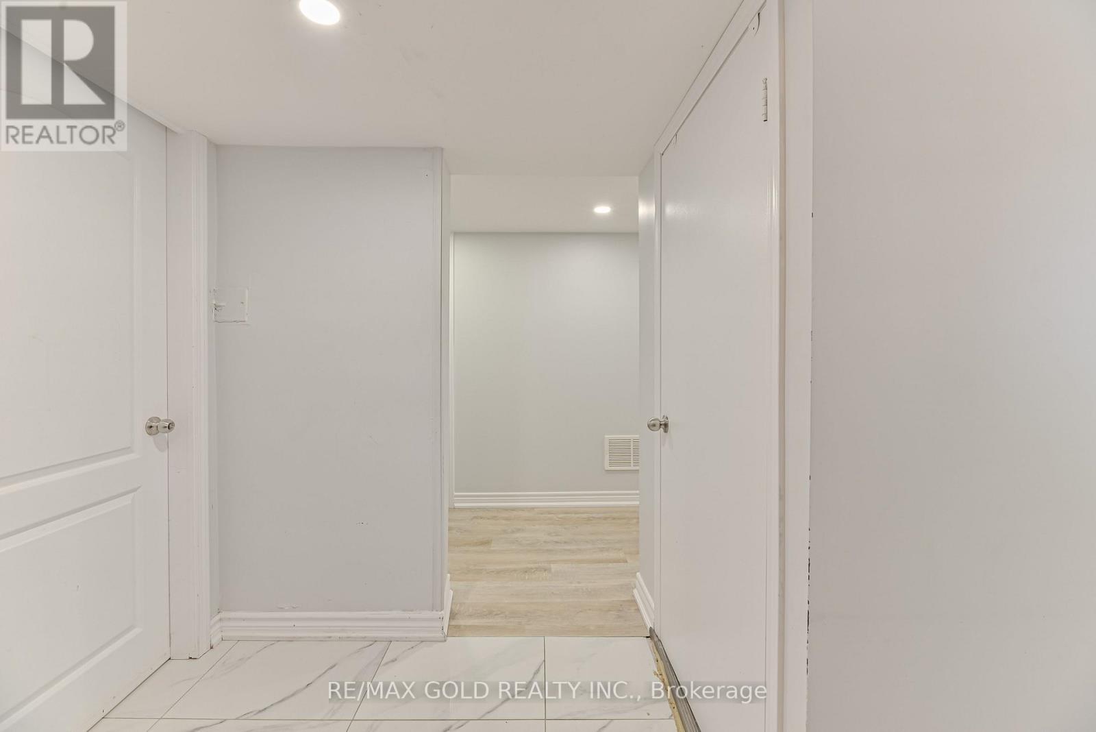 3 MYRTLE AVENUE S - Image 26