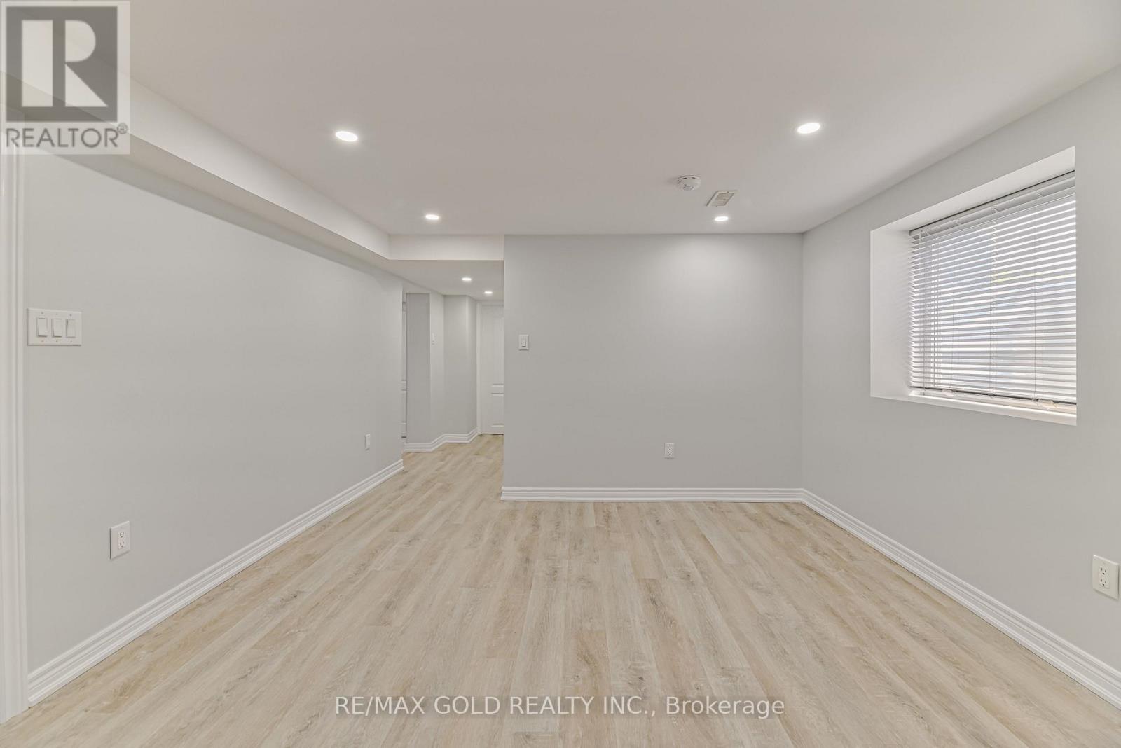 3 MYRTLE AVENUE S - Image 34