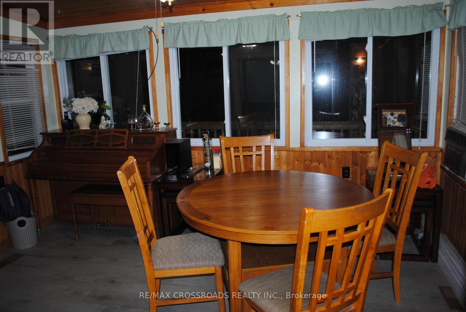 15 BROOK ROAD - 17