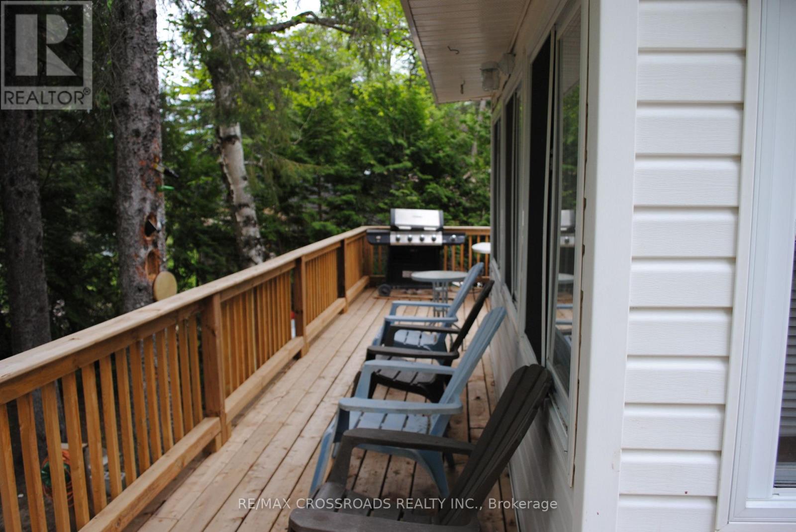 15 BROOK ROAD - 24