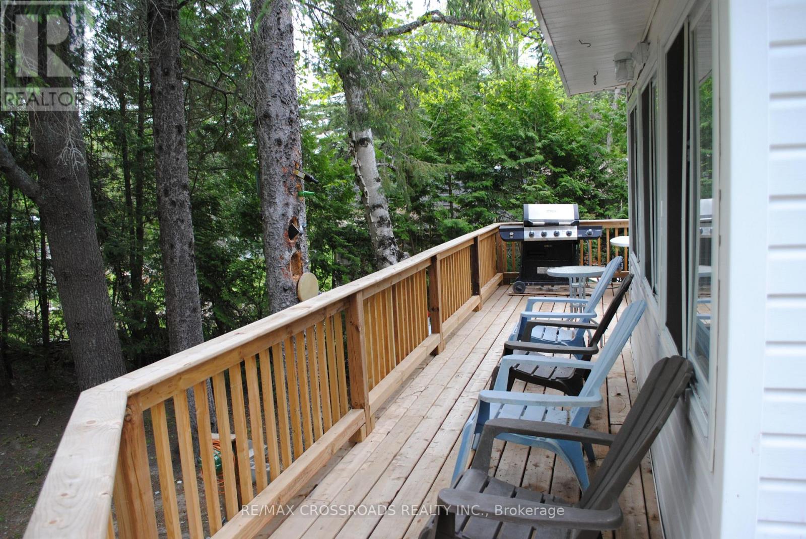 15 BROOK ROAD - 4