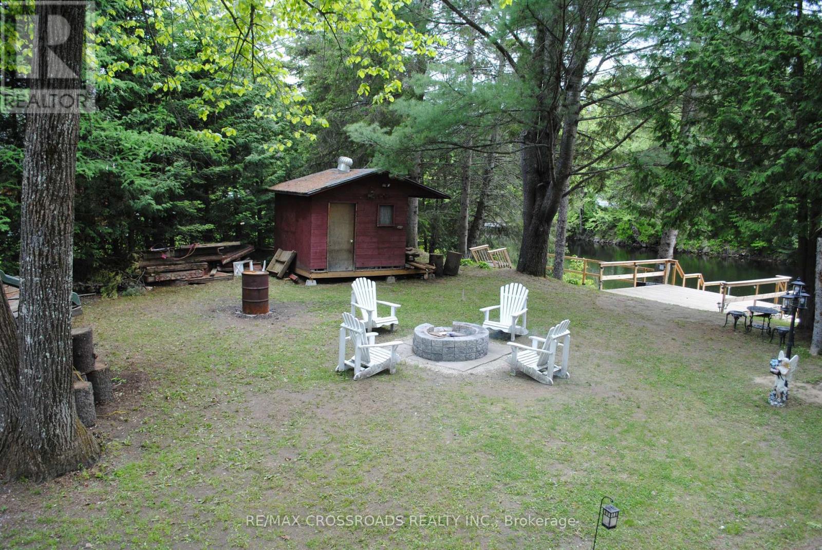 15 BROOK ROAD - 6