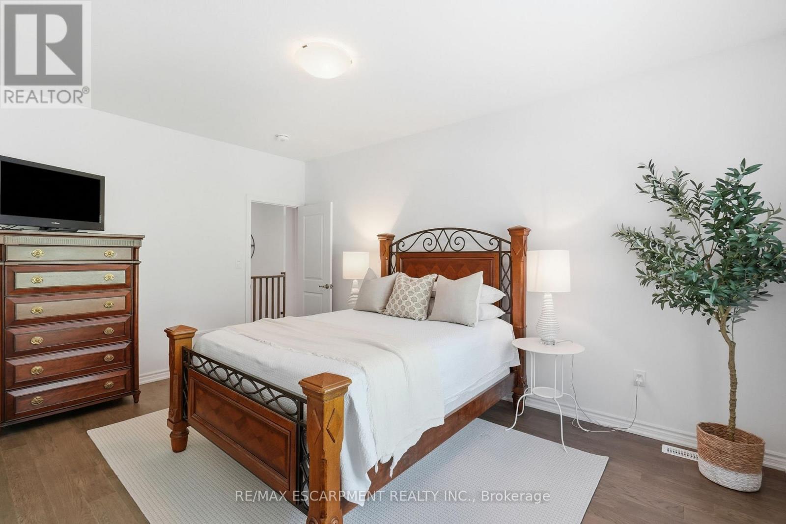 115 DAUGAARD AVENUE - Image 25