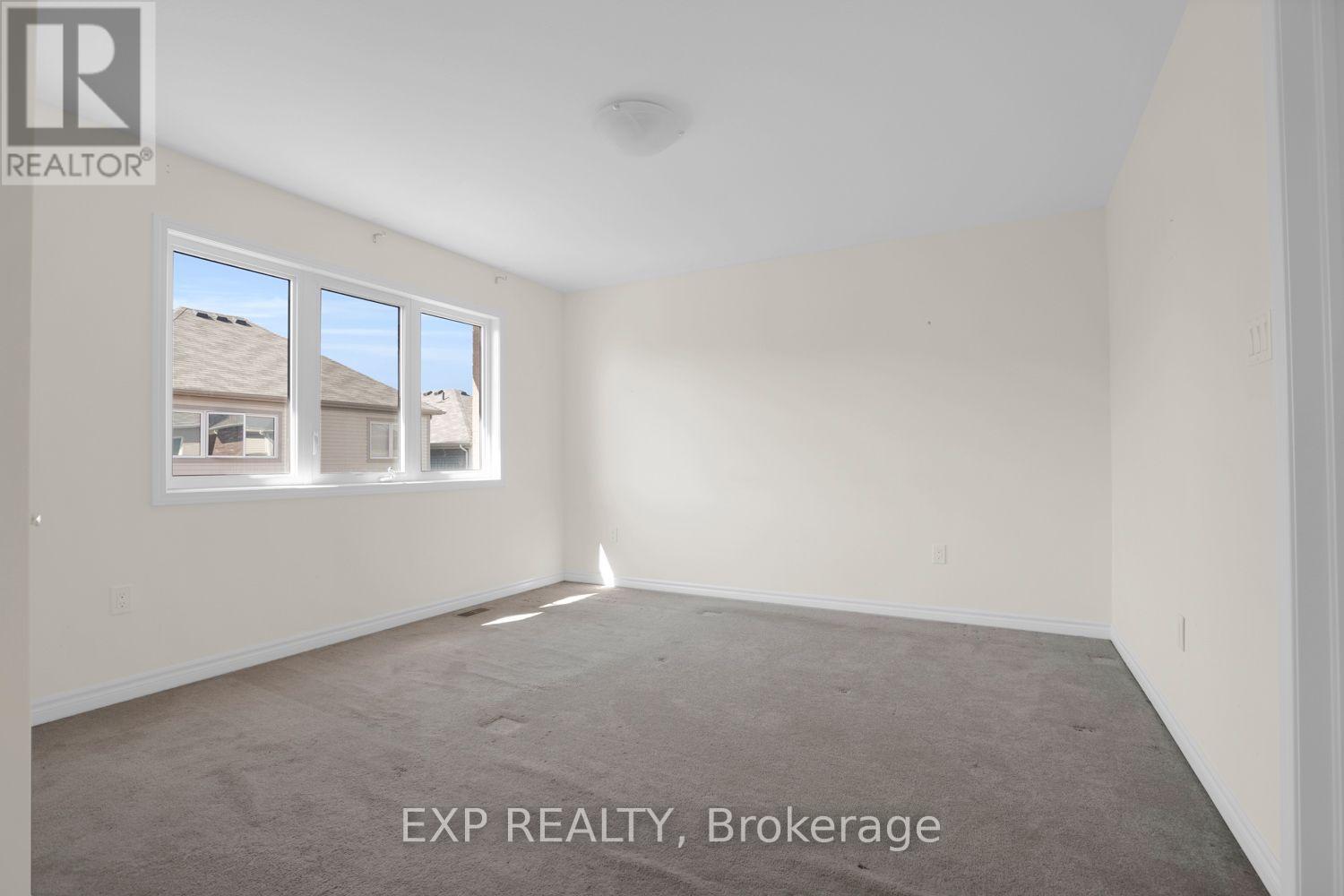 353 GROVEHILL CRESCENT - Image 14