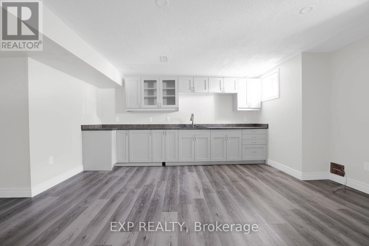 353 GROVEHILL CRESCENT - Image 23