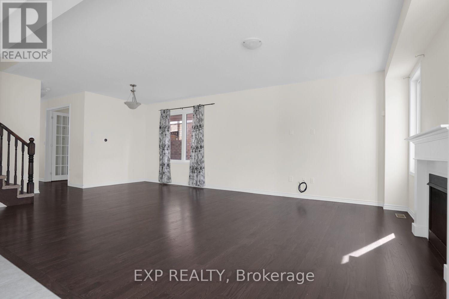 353 GROVEHILL CRESCENT - Image 9