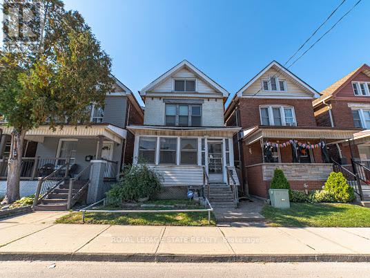 35 SHERMAN AVENUE N - 2