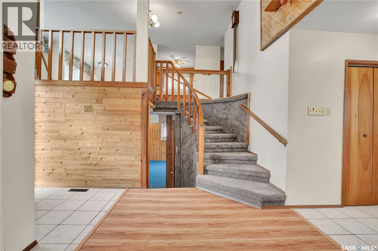 22 BLUE PLACE - Image 6