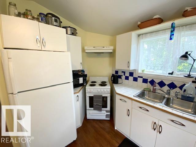 4505 53 ST - Image 28