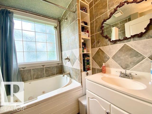 4505 53 ST - Image 19