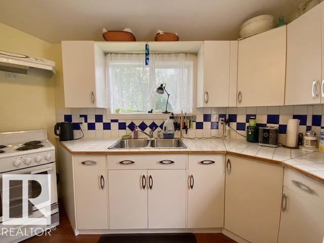 4505 53 ST - Image 26