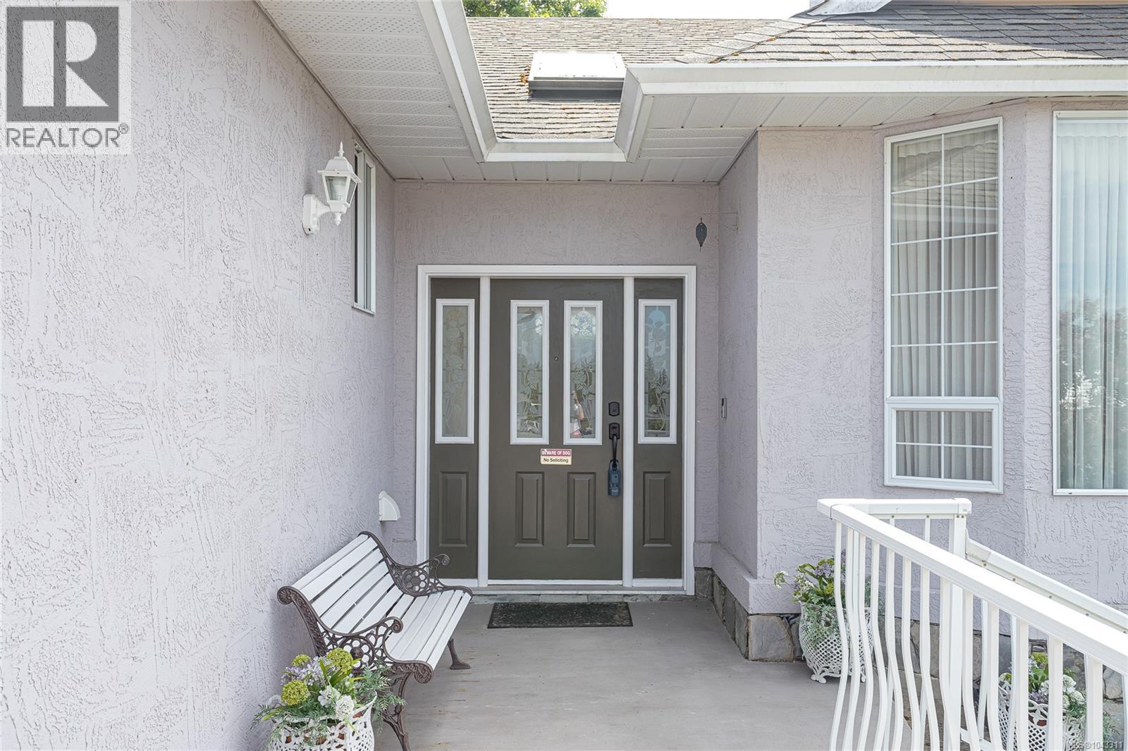 6113 Denali Dr - 2