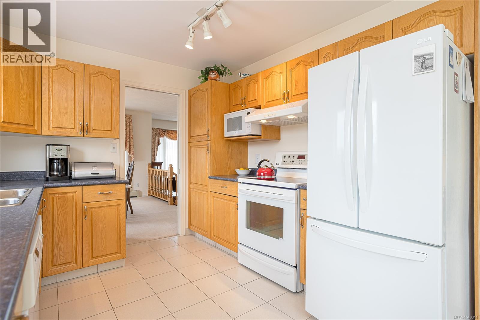 6113 Denali Dr - 8