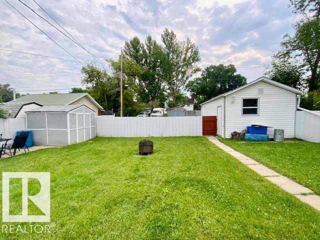 4505 53 ST - Image 33