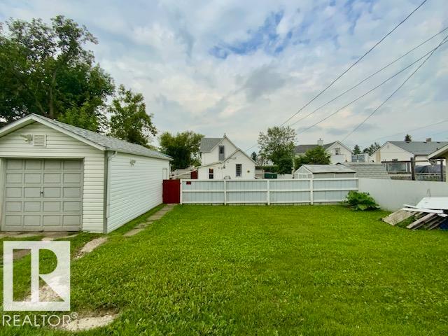 4505 53 ST - 39