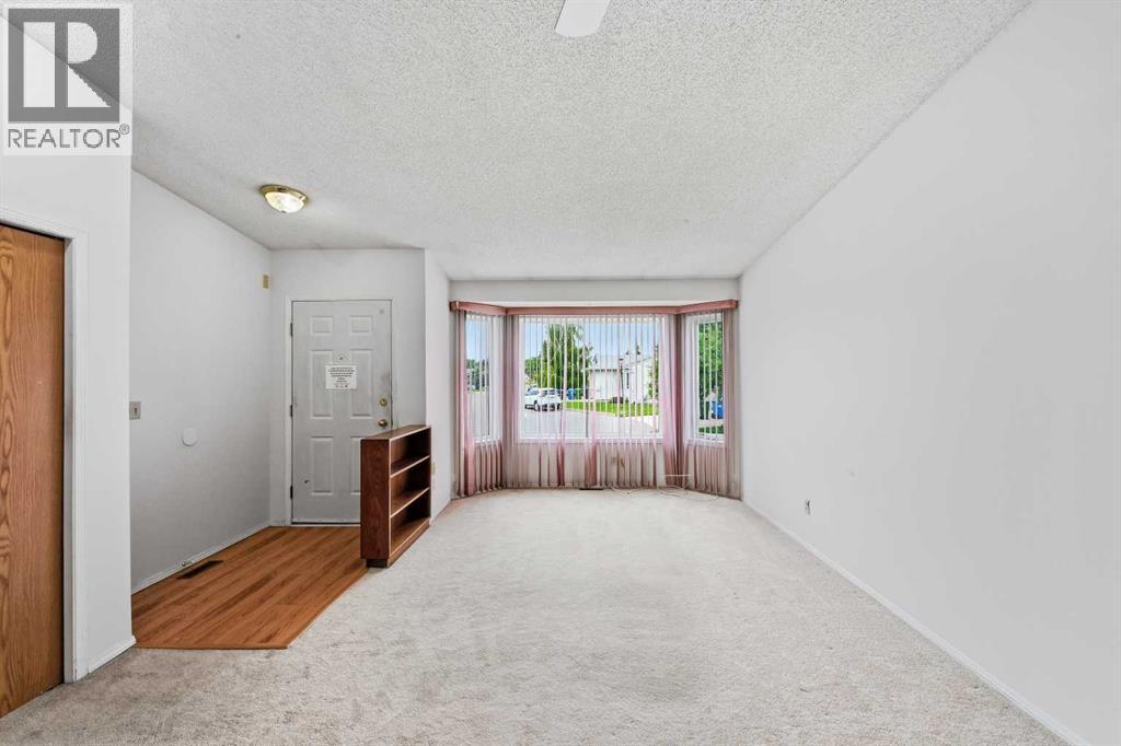60 Rundlelawn Green NE, Rundle, Calgary photo 3