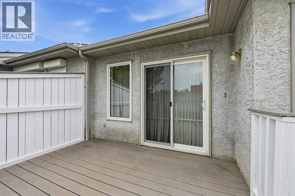60 Rundlelawn Green NE - 30