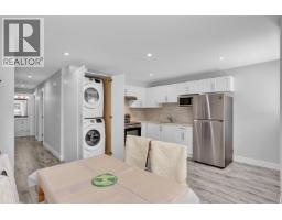 7158 Hastings Street, Burnaby, BC V5A1G6 Photo 28