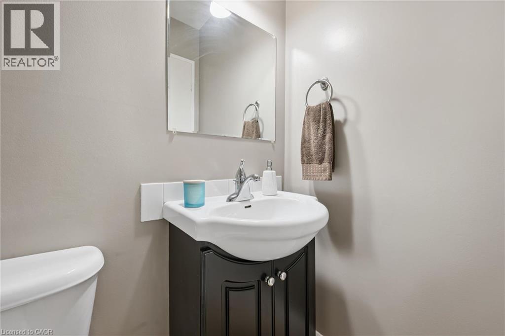 #3 431 KEATS Way - Image 15