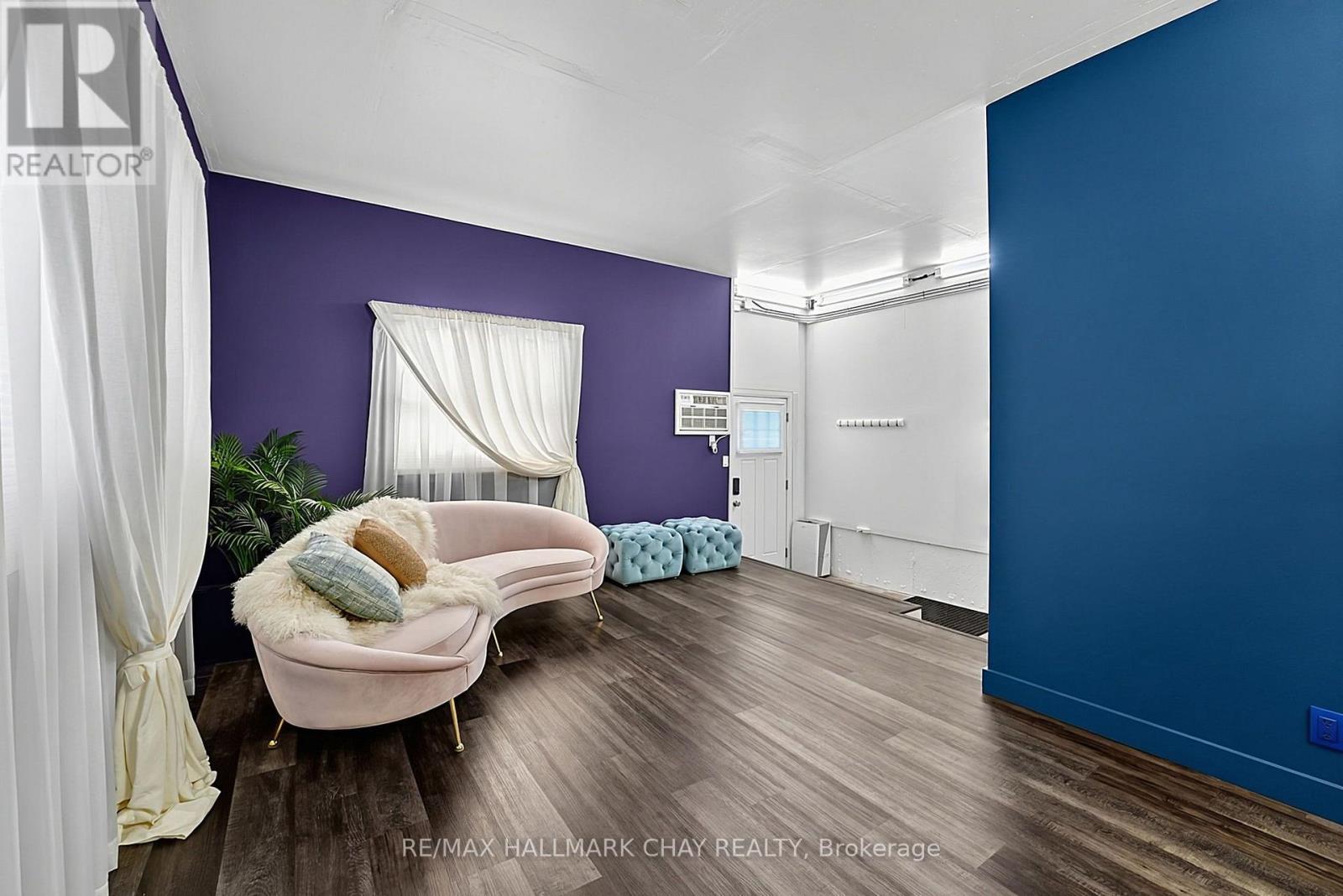 11 DUGDALE AVENUE - 17