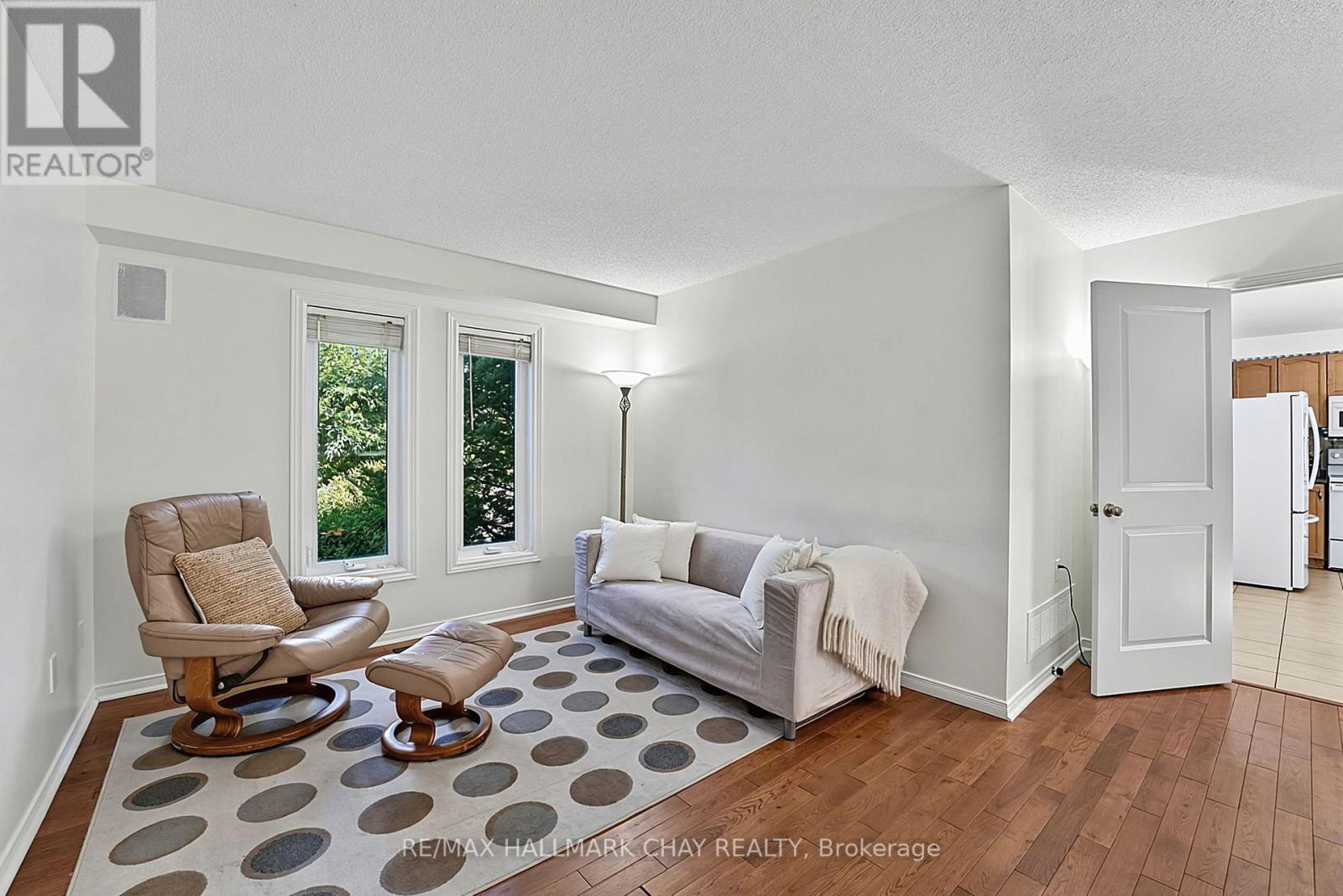 11 DUGDALE AVENUE - 14