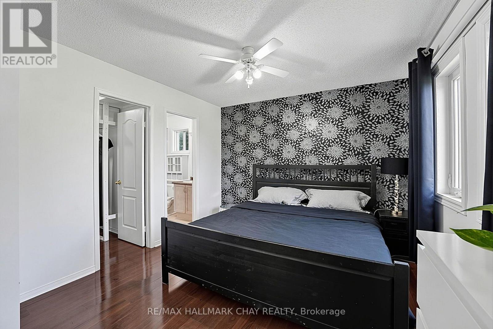 11 DUGDALE AVENUE - 23