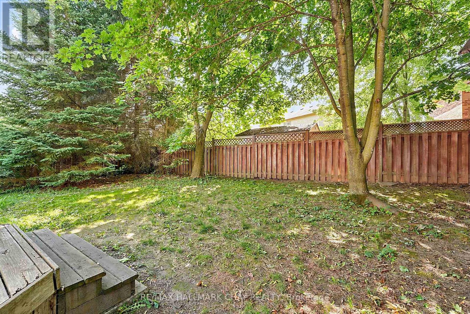 11 DUGDALE AVENUE - 39