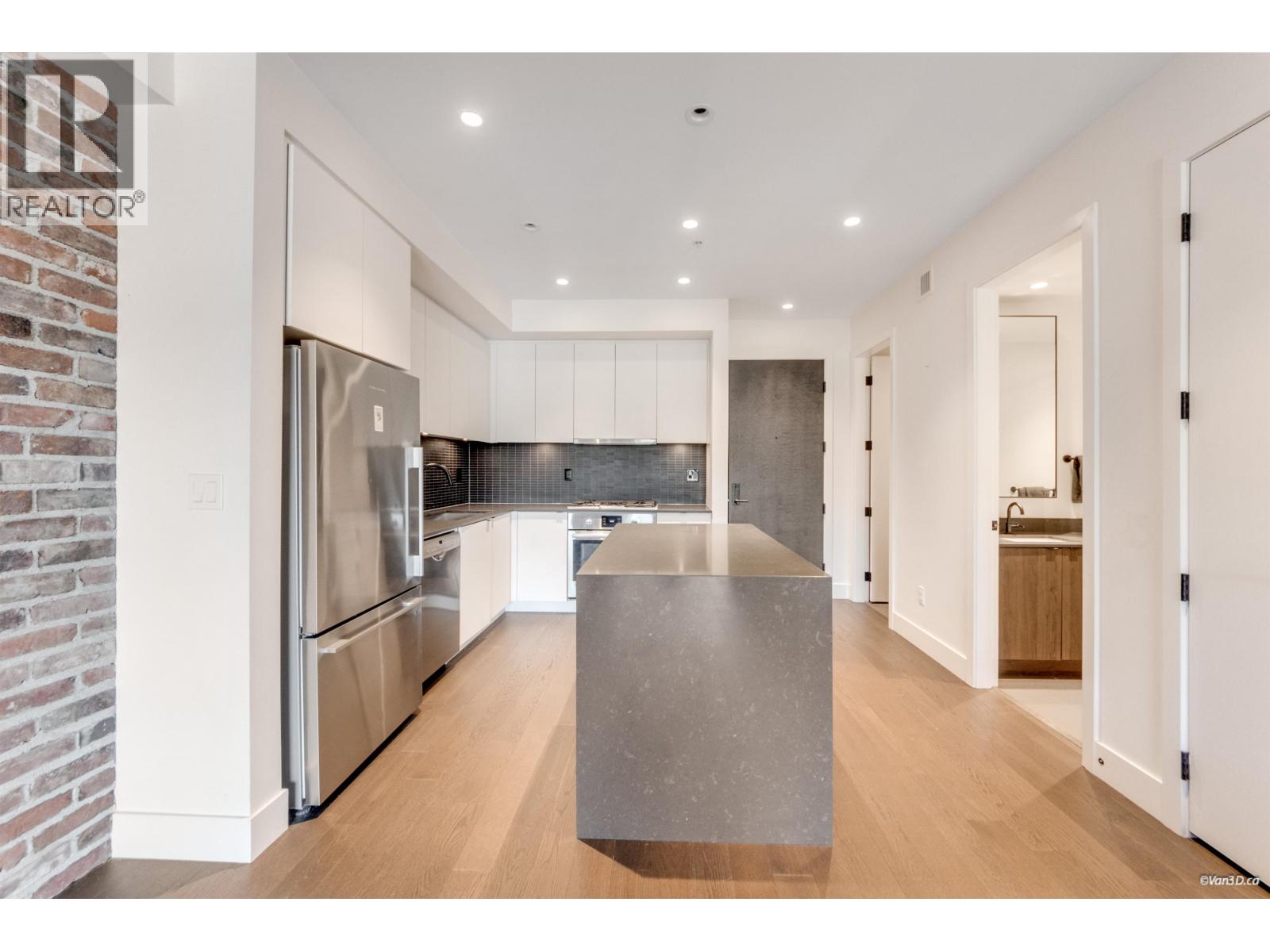 406 83 MOODY STREET, Port Moody