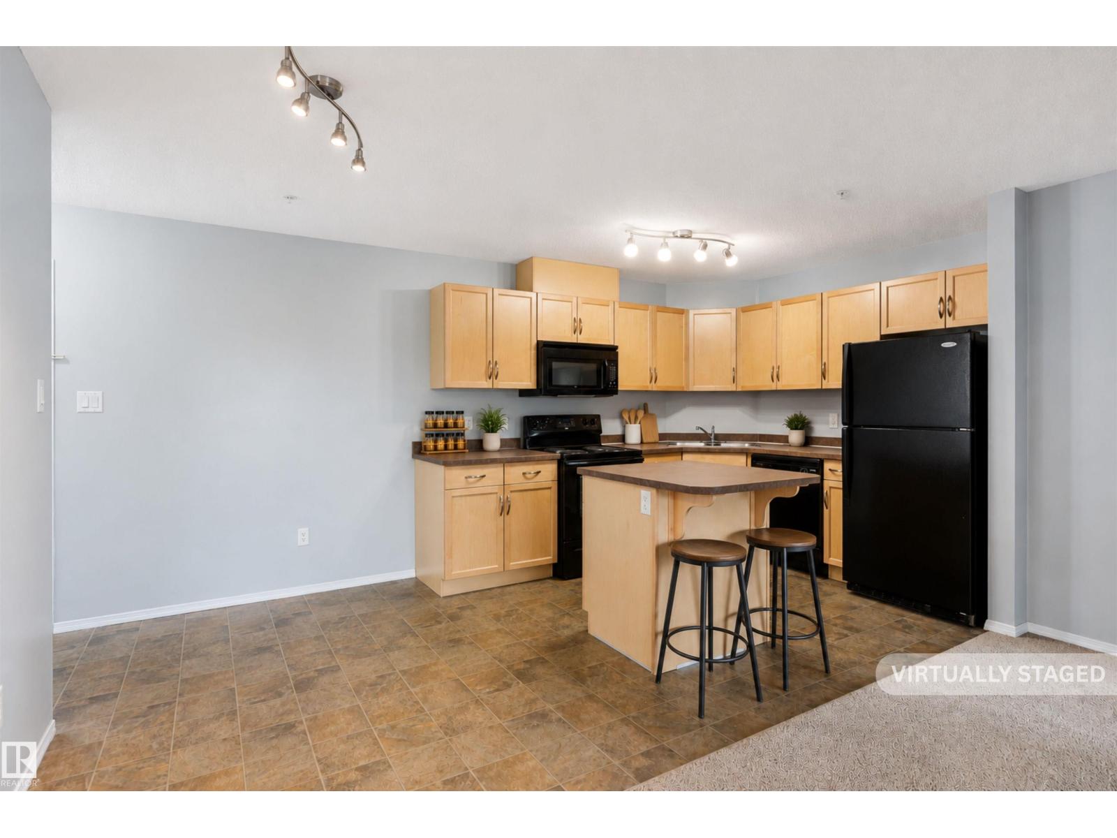 #111 5951 165 AV NW - 10