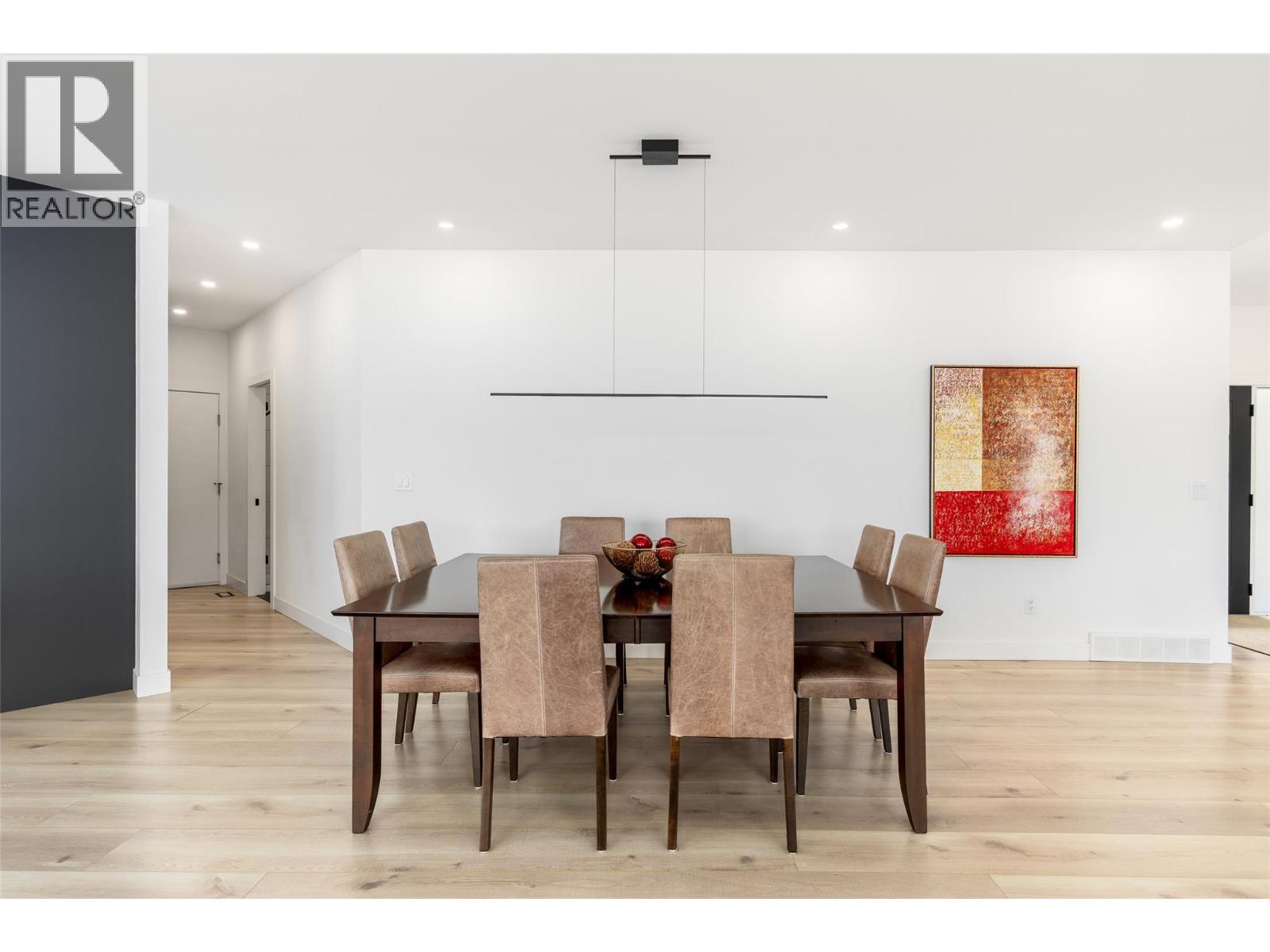 1090 Camp Road, Lake Country