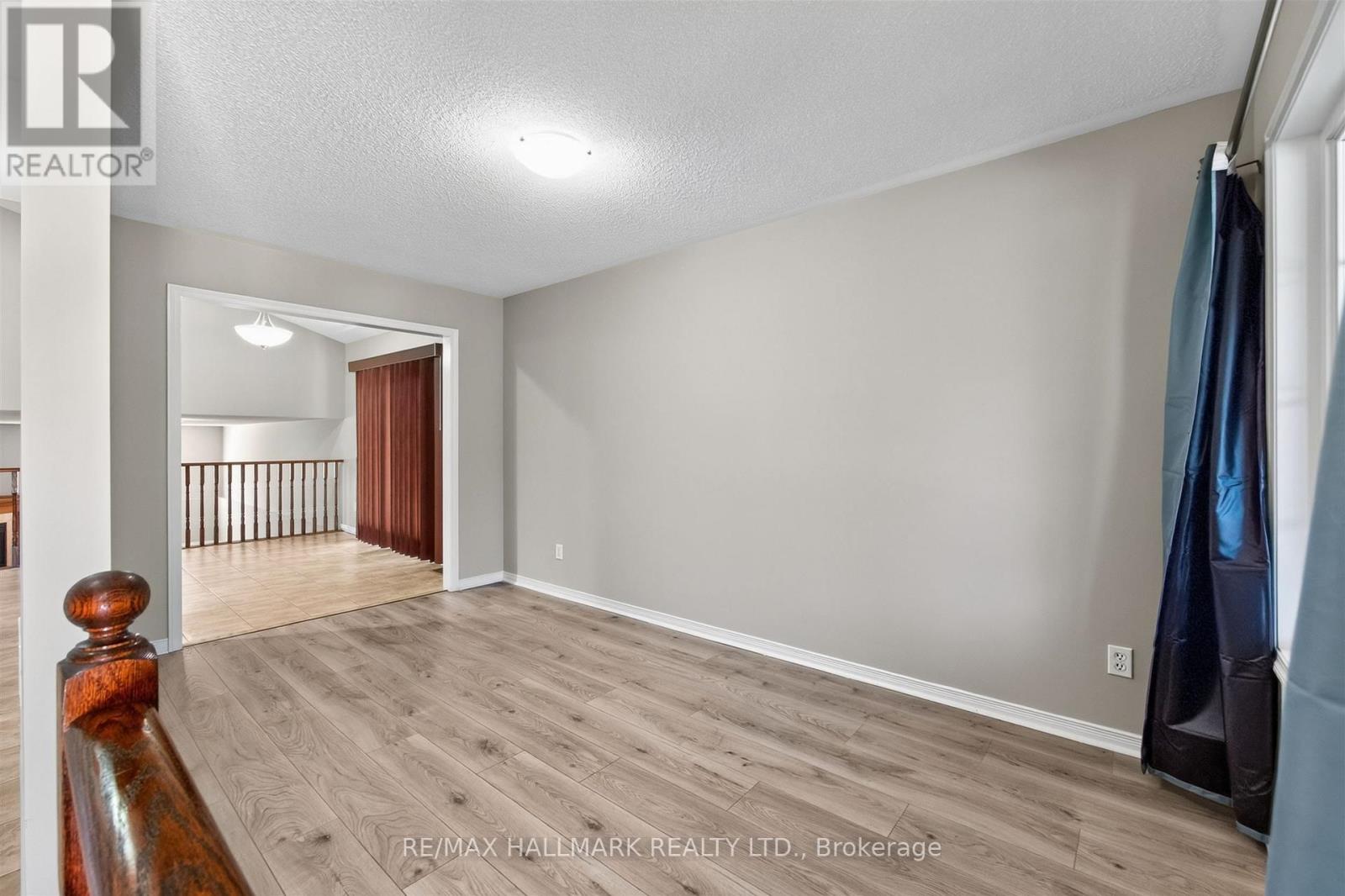 563 LUPLE AVENUE - Image 9