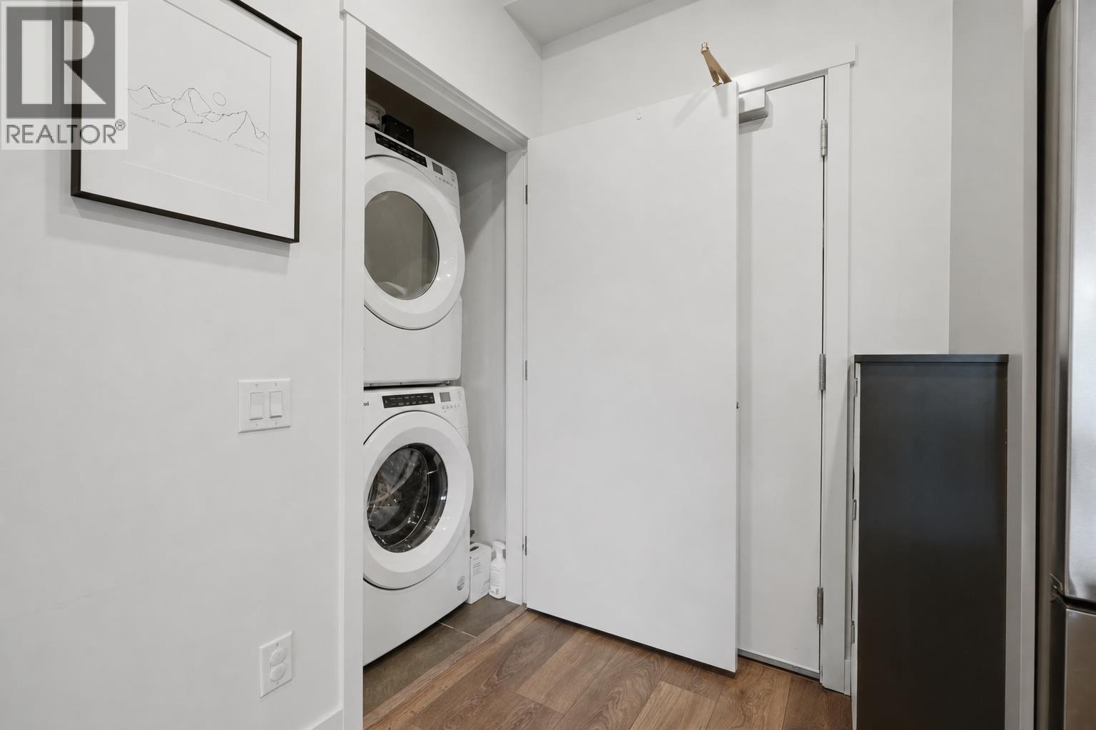 611 741 ANSKAR COURT, Coquitlam