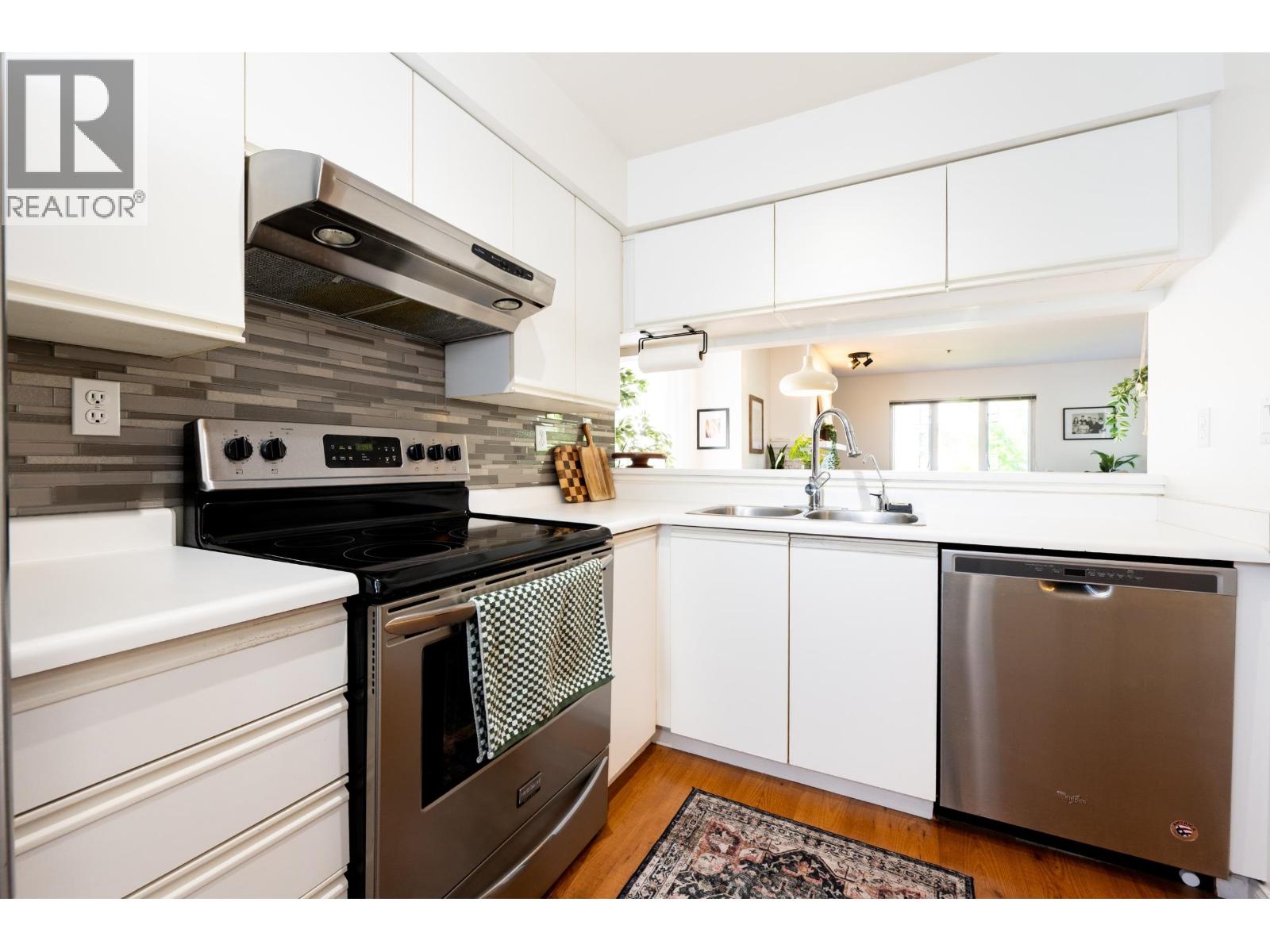 209 643 W 7TH AVENUE, Vancouver