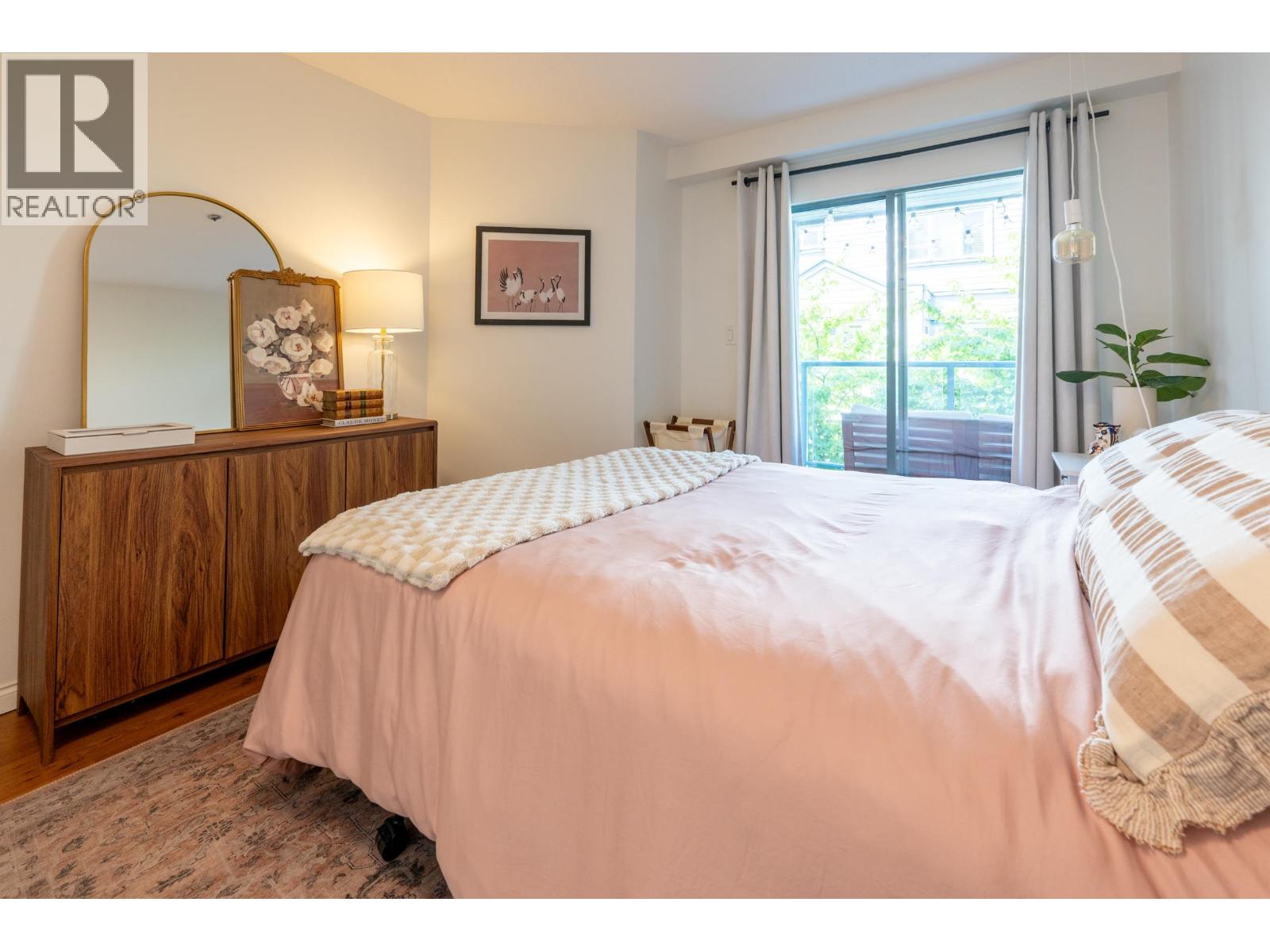 209 643 W 7TH AVENUE, Vancouver