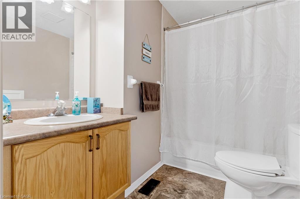 102 CHATEAU Crescent - 16