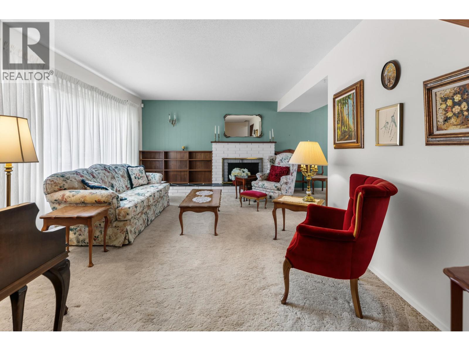 1960 GARDEN DRIVE - 4