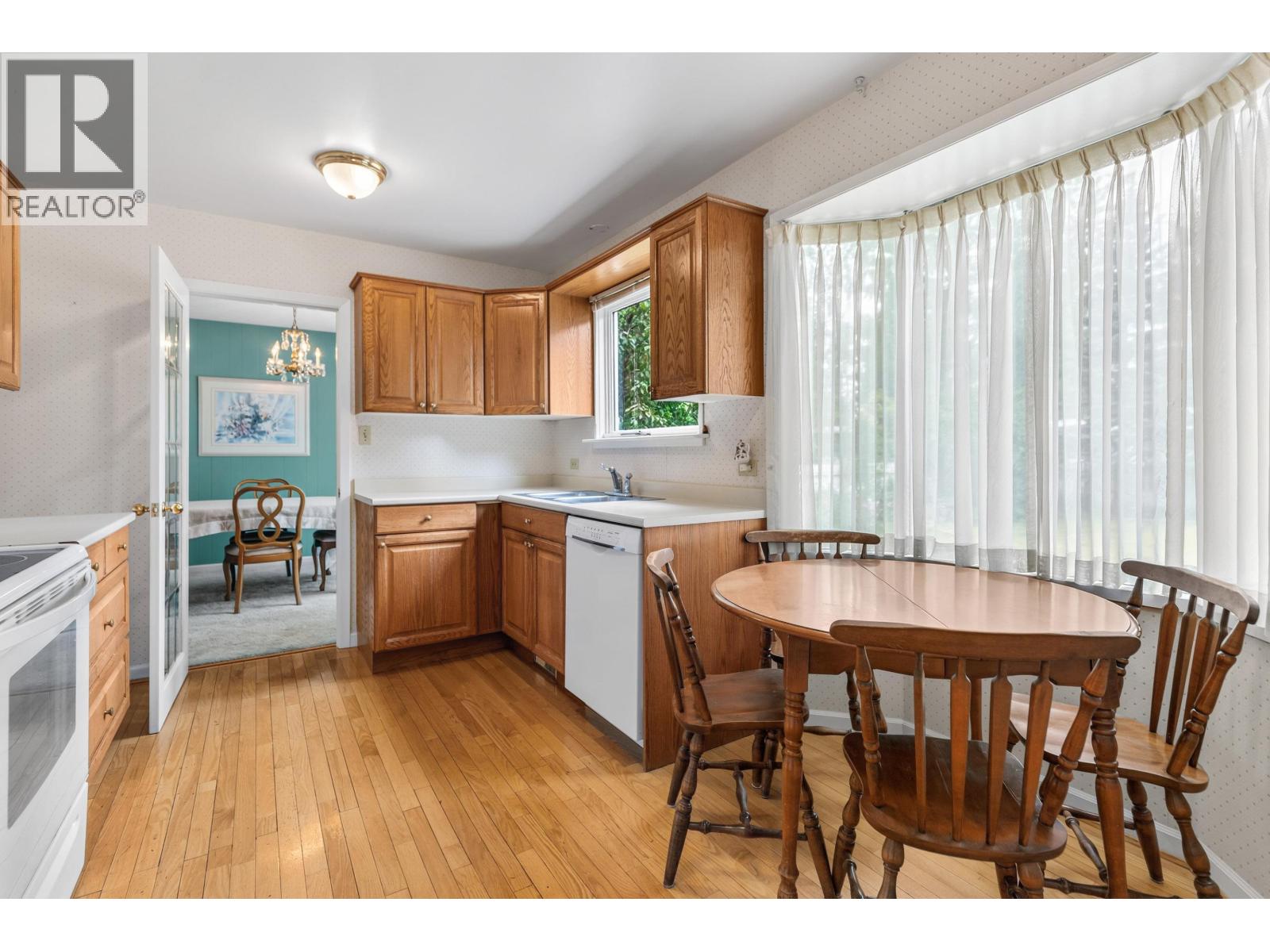 1960 GARDEN DRIVE - 7