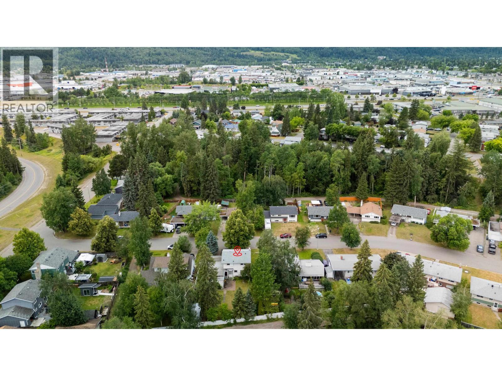 1960 GARDEN DRIVE - 27