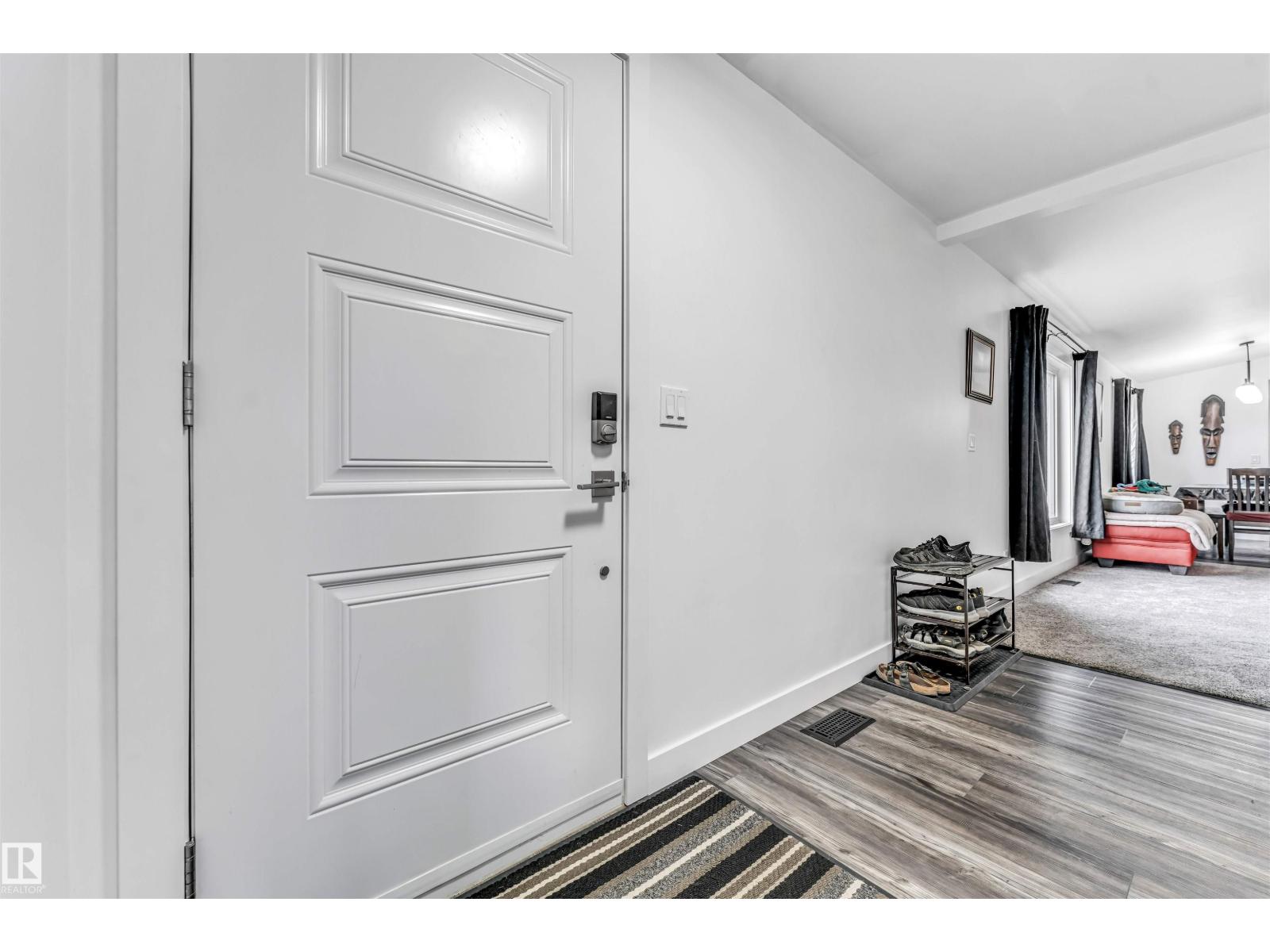 3400 lakeview point NW - 8