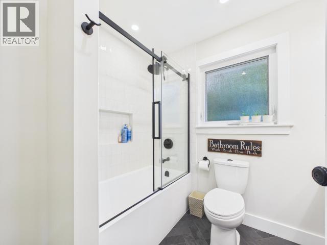 2158 ROBERTS ROAD - 24
