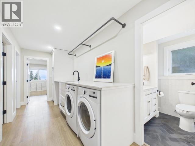 2158 ROBERTS ROAD - 41