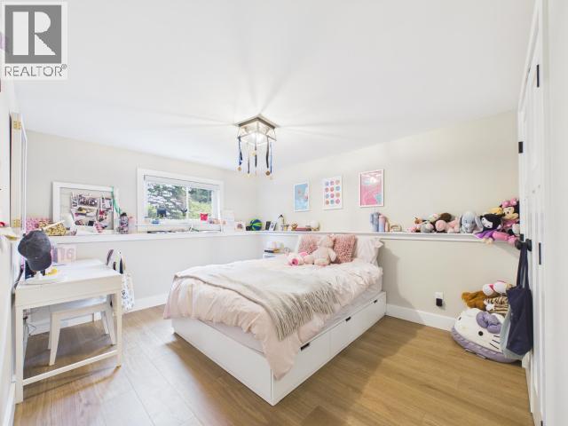 2158 ROBERTS ROAD - 39