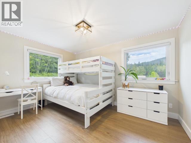 2158 ROBERTS ROAD - 31