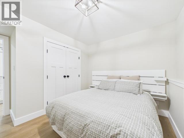 2158 ROBERTS ROAD - 38