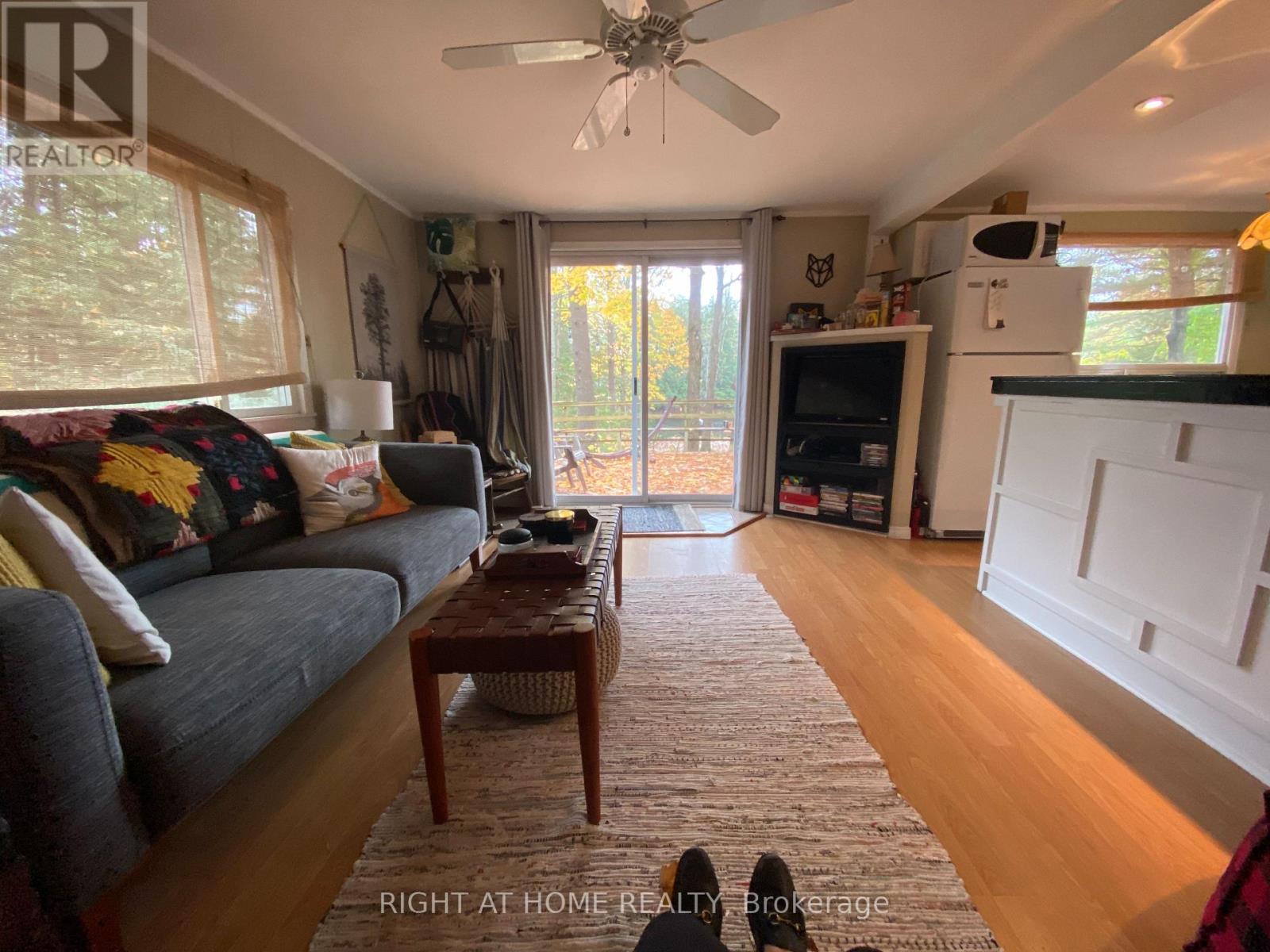28 BAKER LANE - Image 5