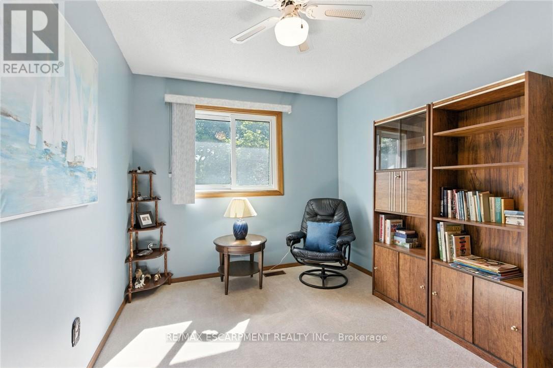 39 MEGNA COURT - 27