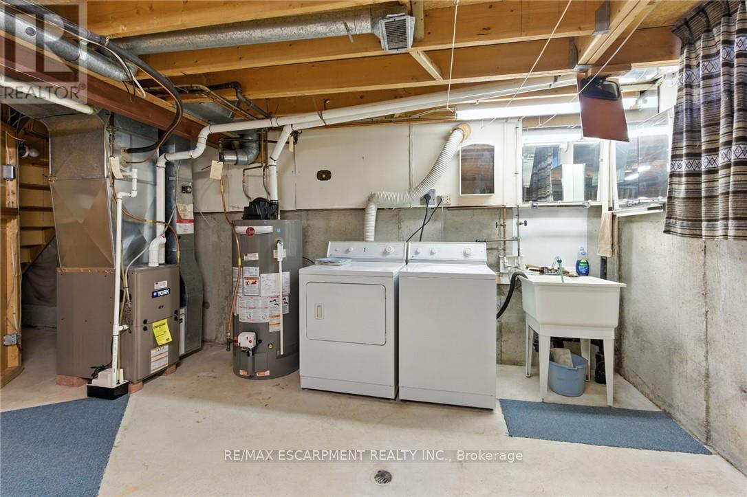39 MEGNA COURT - Image 34